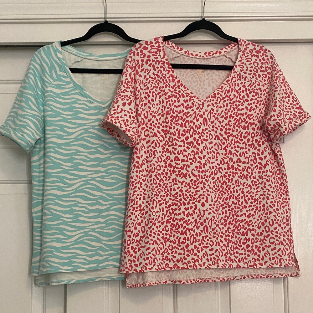 Bundle of Belle Kim Gravel Short Sleeve Tees